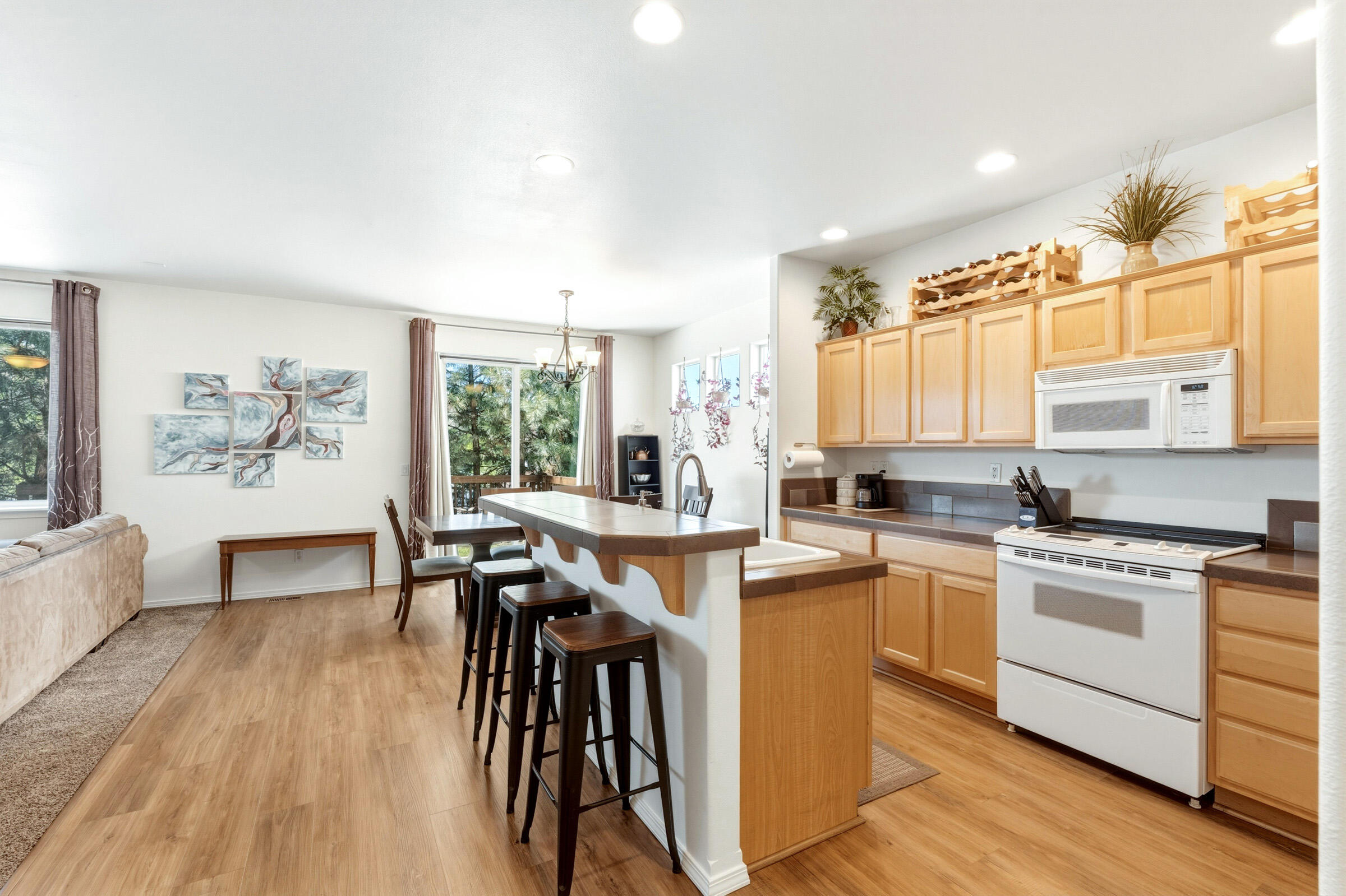 2840 NE Sedalia Loop