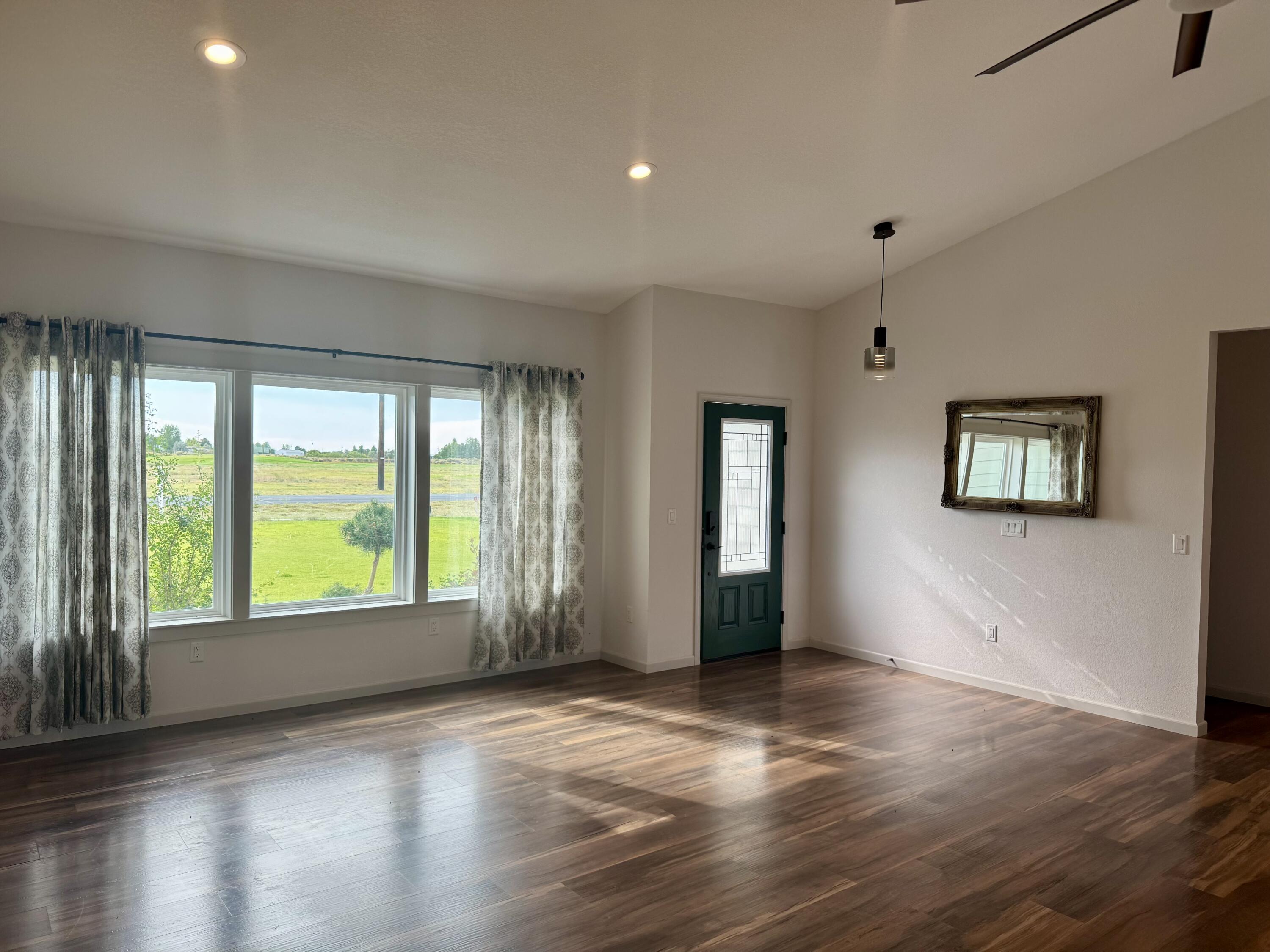 Christmas Valley Unit3 - Residential