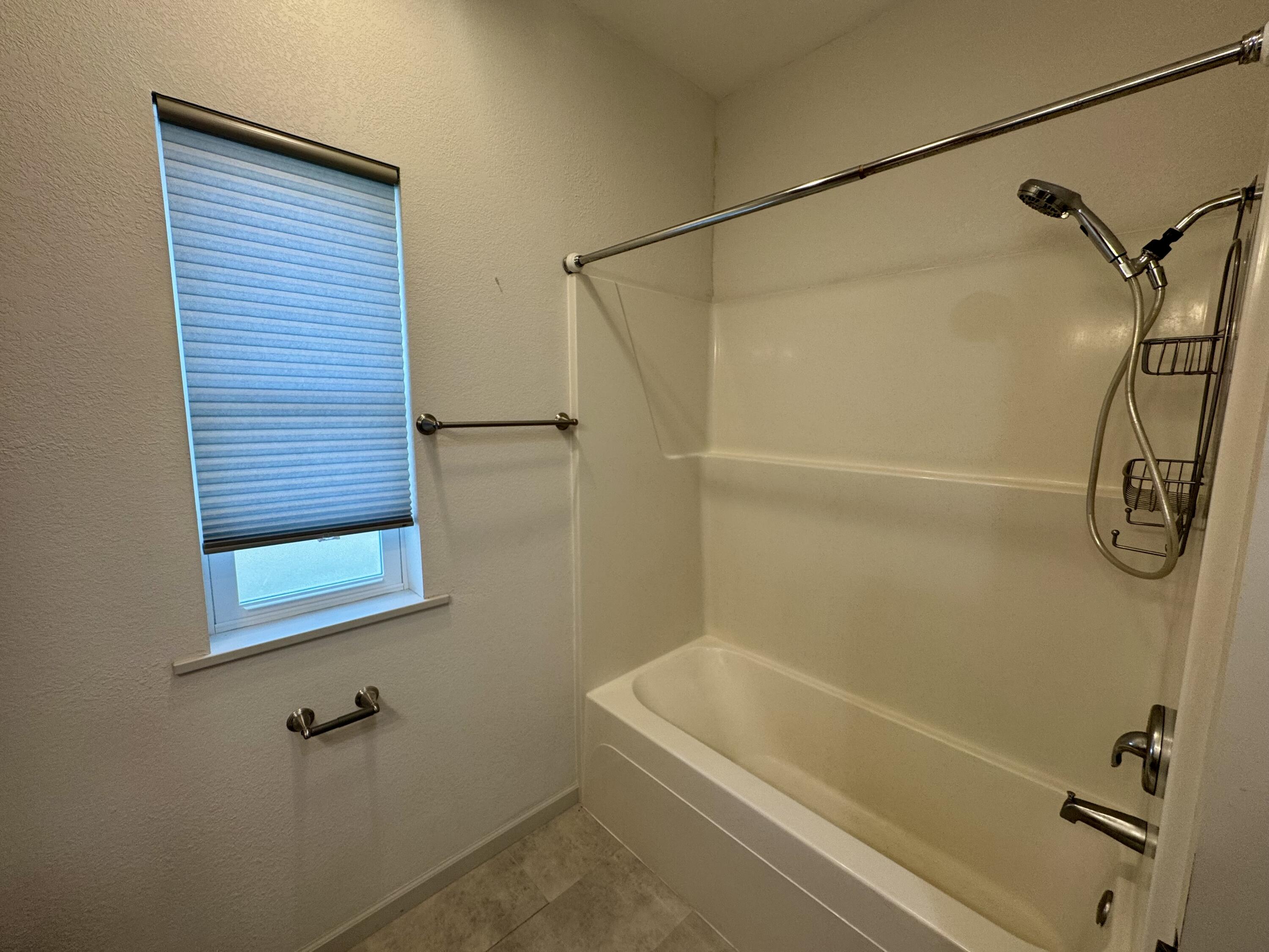 Christmas Valley Unit3 - Residential