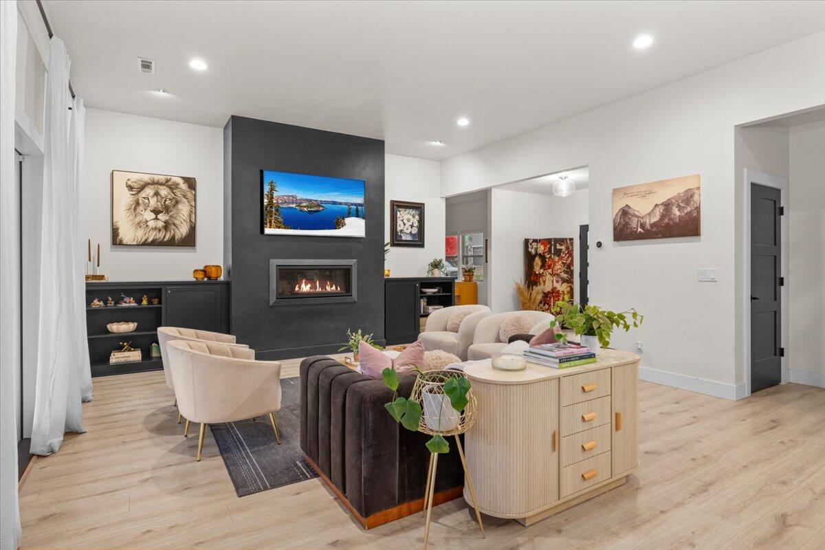 Loma Vista Estates - Residential