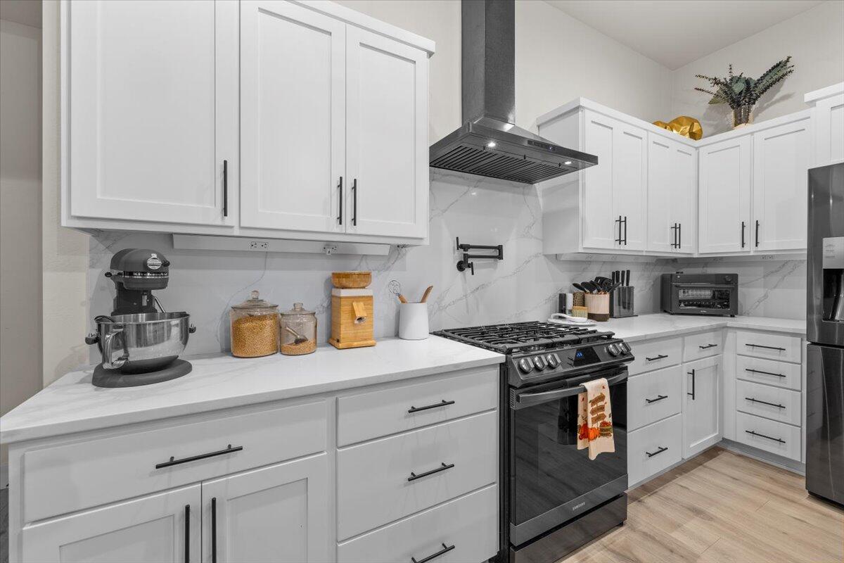 Loma Vista Estates - Residential