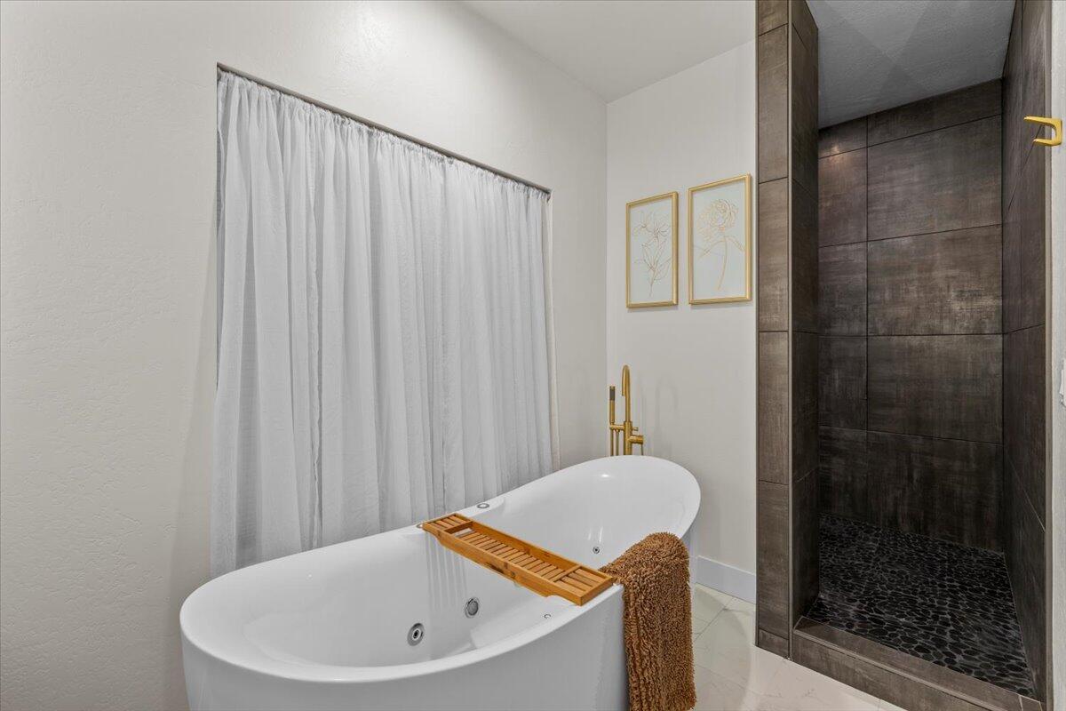 Loma Vista Estates - Residential