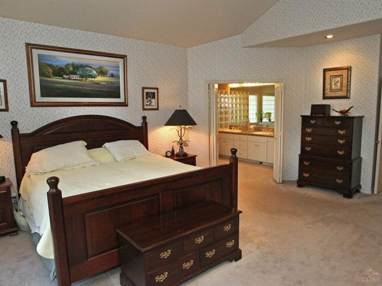 Broken Top - Residential