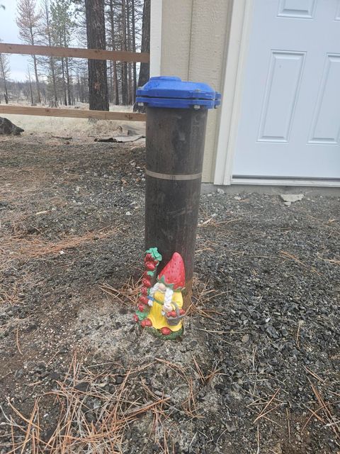 Tiny photo for 35956 Kenyon Trail, Bly, OR 97622 (MLS # 220215837)