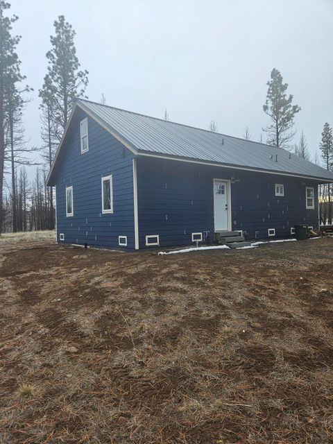 Tiny photo for 35956 Kenyon Trail, Bly, OR 97622 (MLS # 220215837)