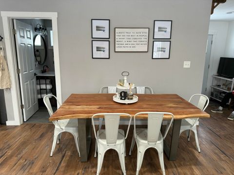 Tiny photo for 35956 Kenyon Trail, Bly, OR 97622 (MLS # 220215837)