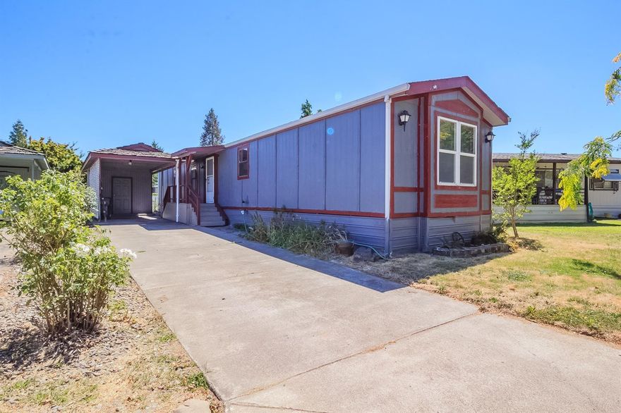 Newly remodeled singlewide in family friendily Myra Lynne park. This home has new laminate and tile flooring, new paint inside, vaulted ceilings, split 2 bedroom 2 bath plan and sits in a great location. It is very convenient to grocery stores and restaurants and at this price point won't last.