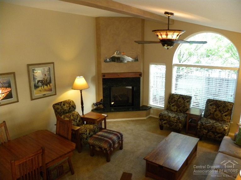 Pines At Sisters - Residential