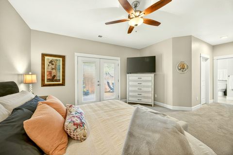 Tiny photo for 915 Hangman Way, Jacksonville, OR 97530 (MLS # 220219715)