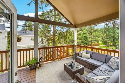 Tiny photo for 915 Hangman Way, Jacksonville, OR 97530 (MLS # 220219715)