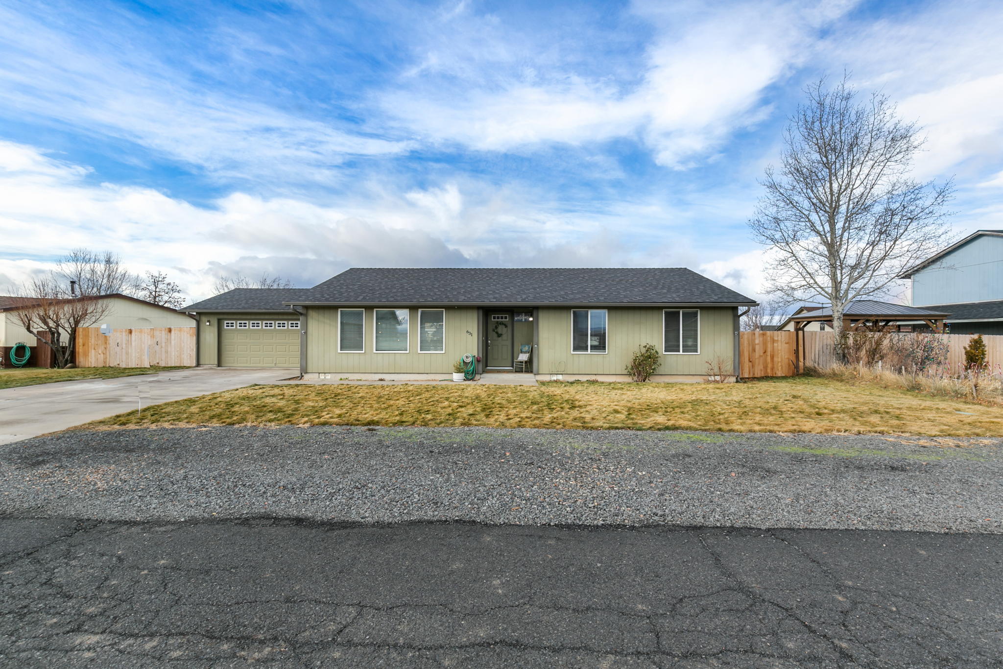 East Valley View Est - Residential