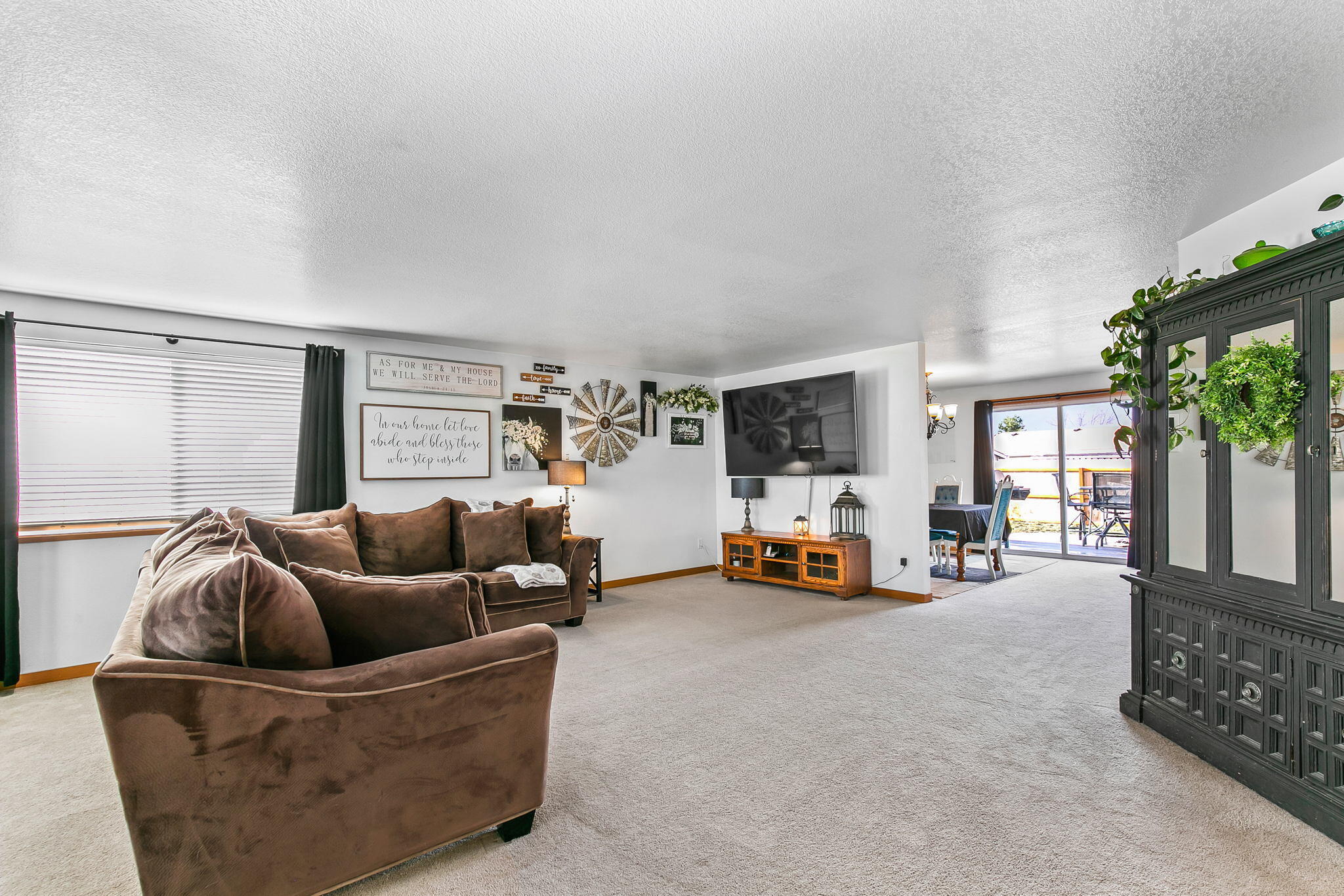 East Valley View Est - Residential