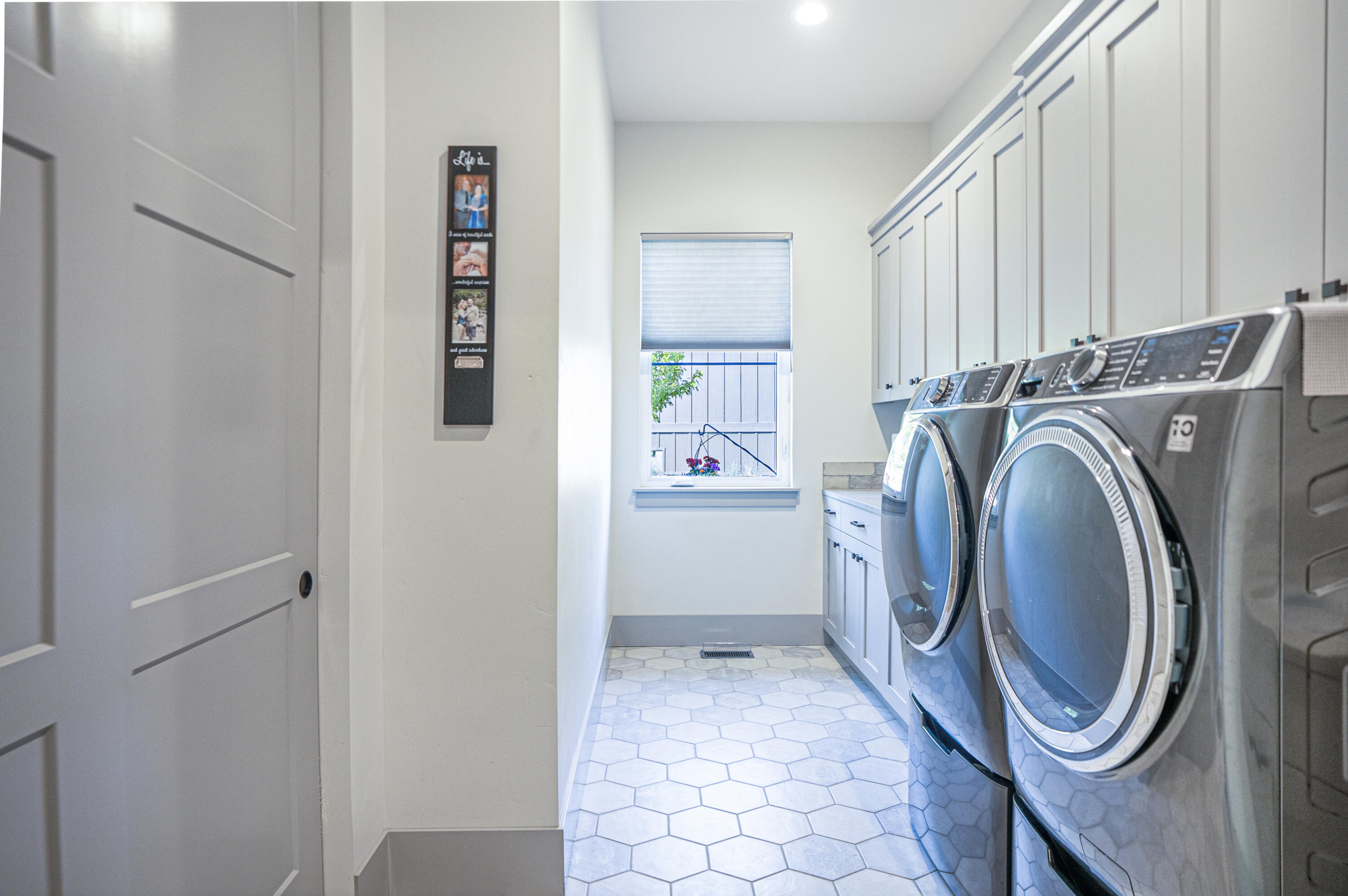 Ridge At Eagle Crest - Residential