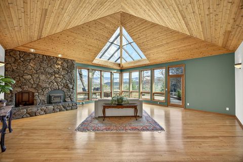 Tiny photo for 178 Meadow Oaks Drive, Ashland, OR 97520 (MLS # 220215845)