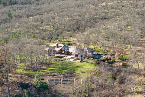 Tiny photo for 178 Meadow Oaks Drive, Ashland, OR 97520 (MLS # 220215845)