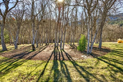 Tiny photo for 178 Meadow Oaks Drive, Ashland, OR 97520 (MLS # 220215845)