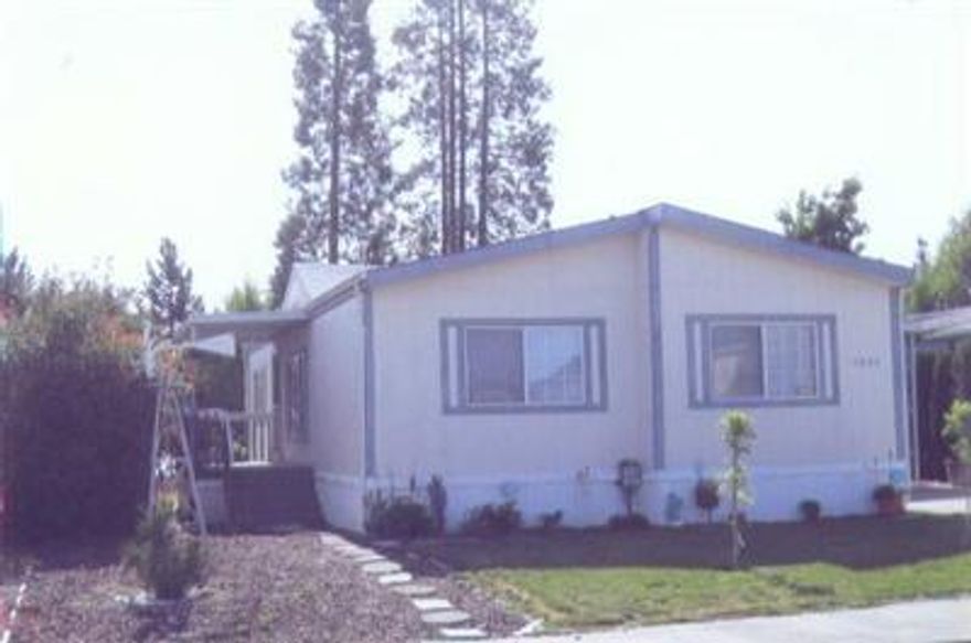 For Info Purposes Only. Mfg Hm Only. No Land Incld. An Ore Motor Veh Dealer Lic Req To List/Sell. Must Qual W/Mgr Janice 479-7230. In Fam Subd. Space Rent $278. Affordable Well Kept Mfg Hm On Nice Street. 2nd Agent Sharon Kier 659-9283. City Schls.