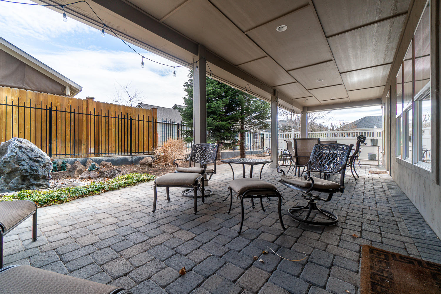 Three Pines - Residential