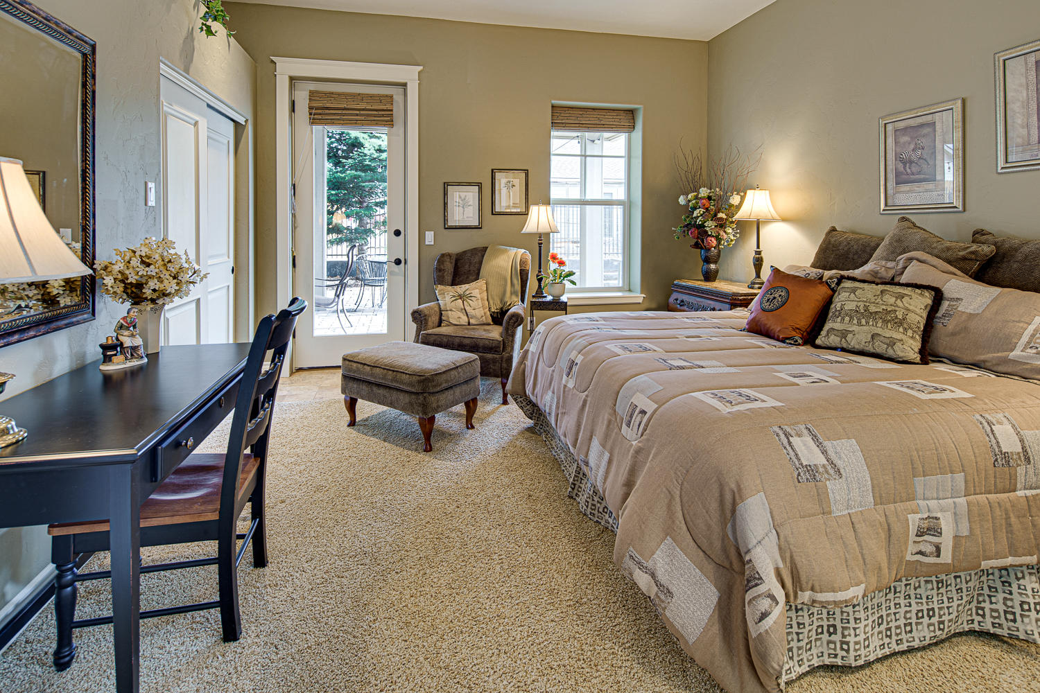 Three Pines - Residential