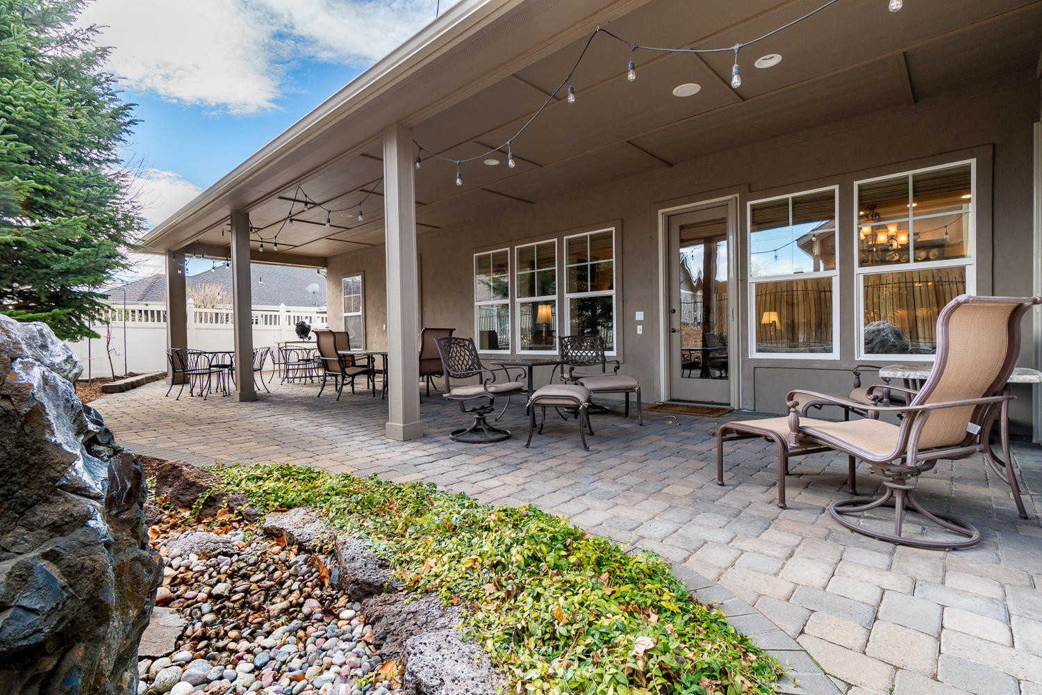 Three Pines - Residential