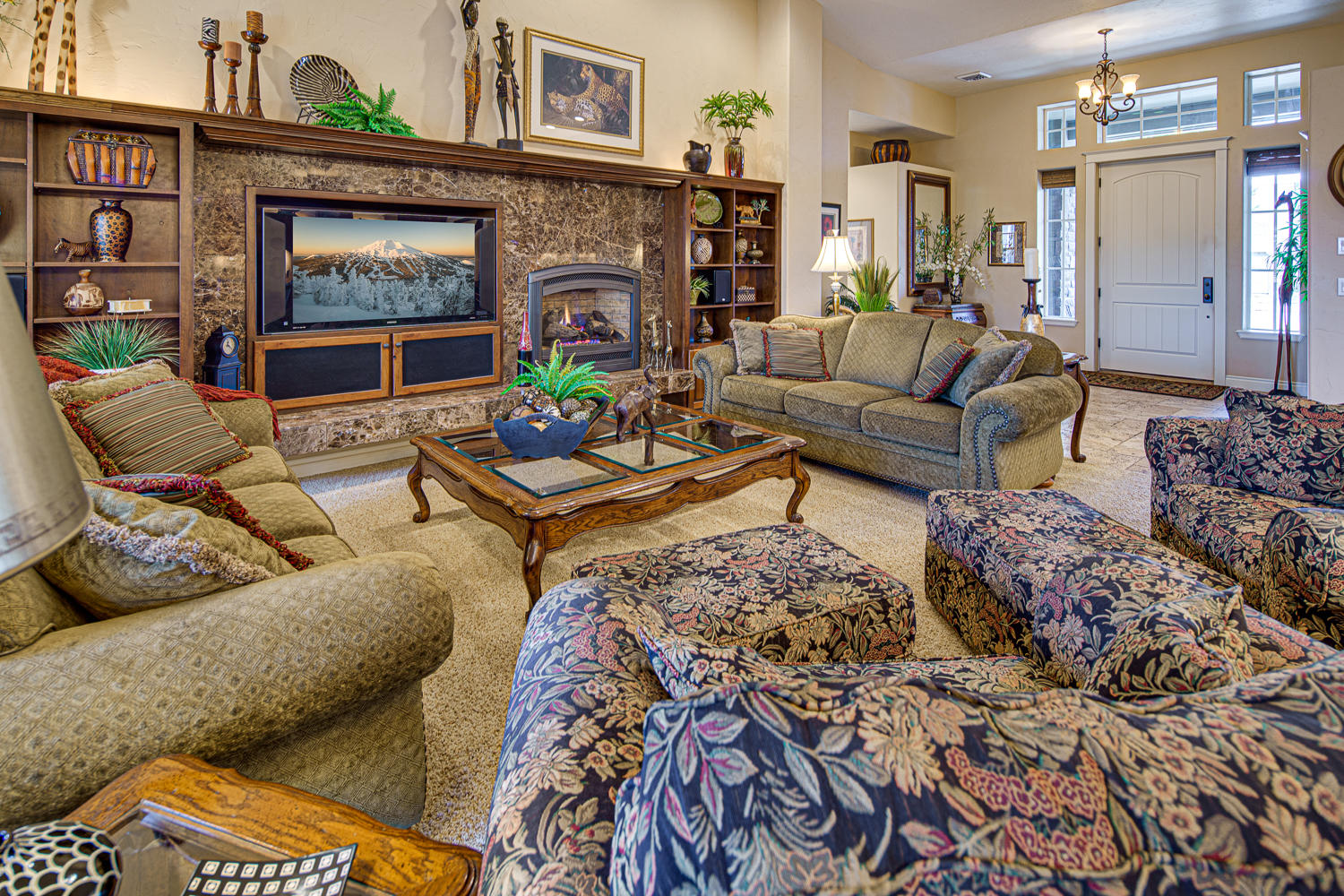 Three Pines - Residential