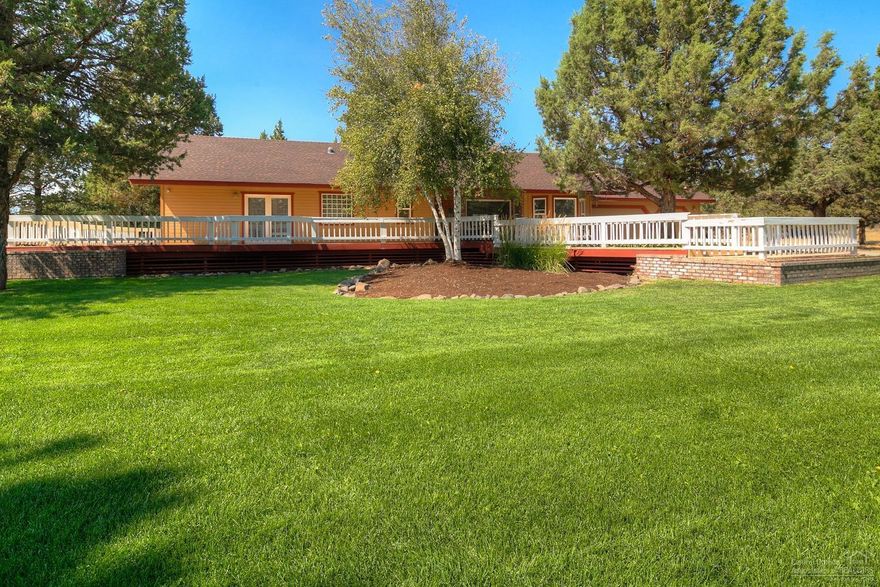 Living is easy in this 1-level, open floor plan on 5 Ac in desirable Crestridge Estates. Light & bright home features a nicely appointed kitchen w/abundant amounts of storage & counter space. Great for entertaining, w/ updated master bath including a relaxing retreat w/soaking tub, walk in shower & beautiful stone tile throughout. Space is key on this level 5 acres w/ 3-car attached garage & a large deck designed for outdoor living. Ample space for adding RV garage and outbuildings.