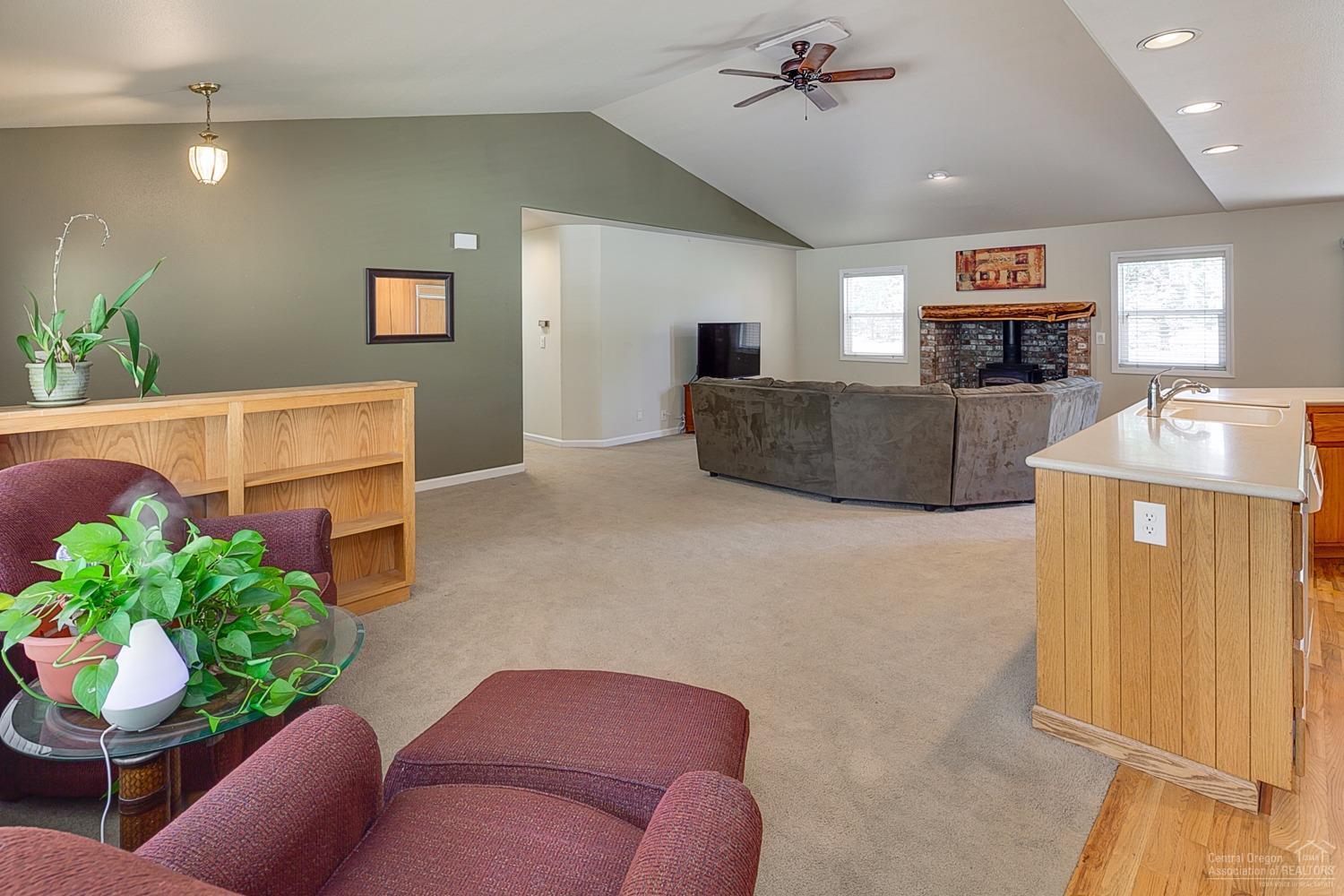 Crestridge Estate - Residential