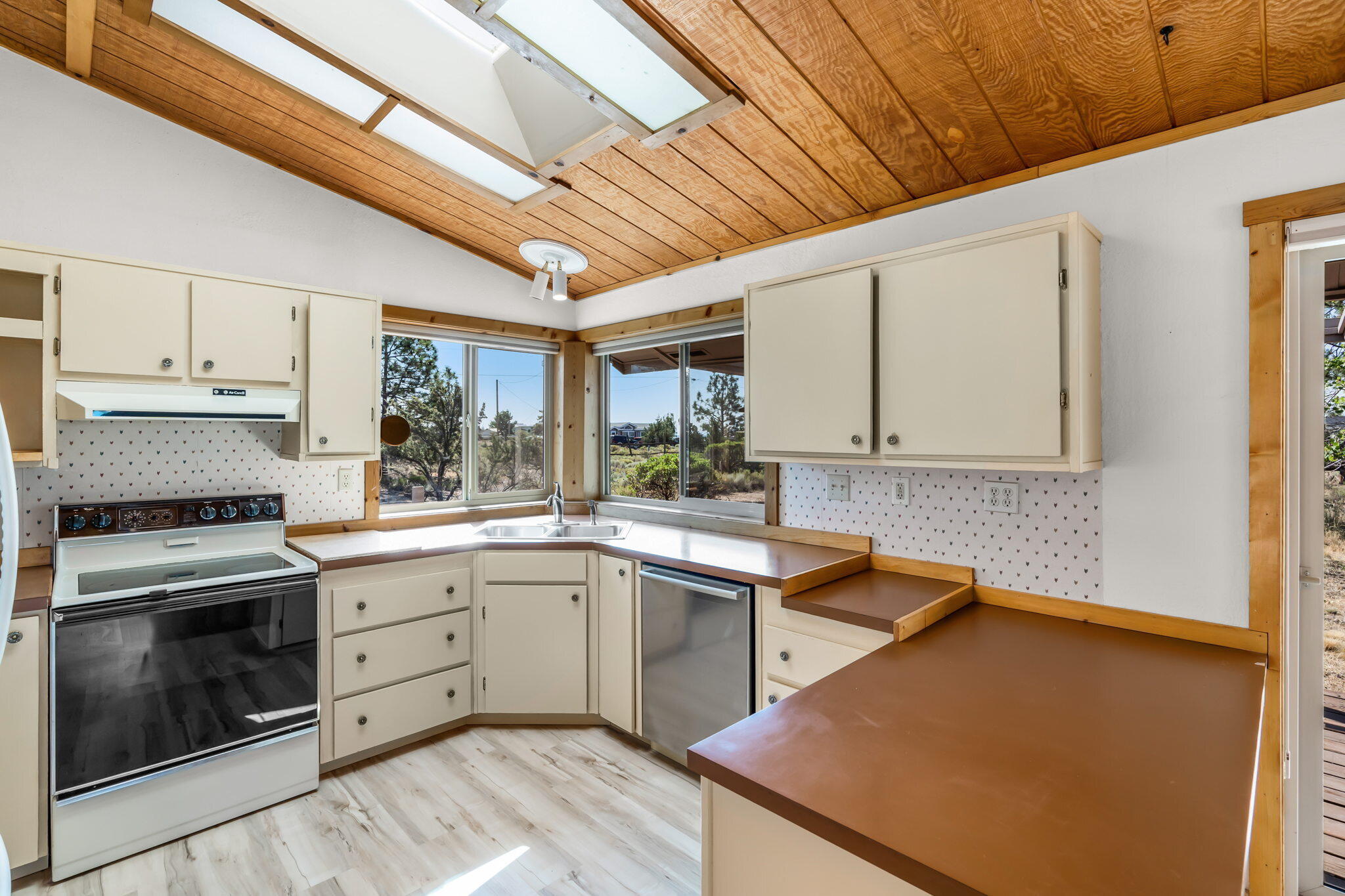 Whispering Pines - Residential