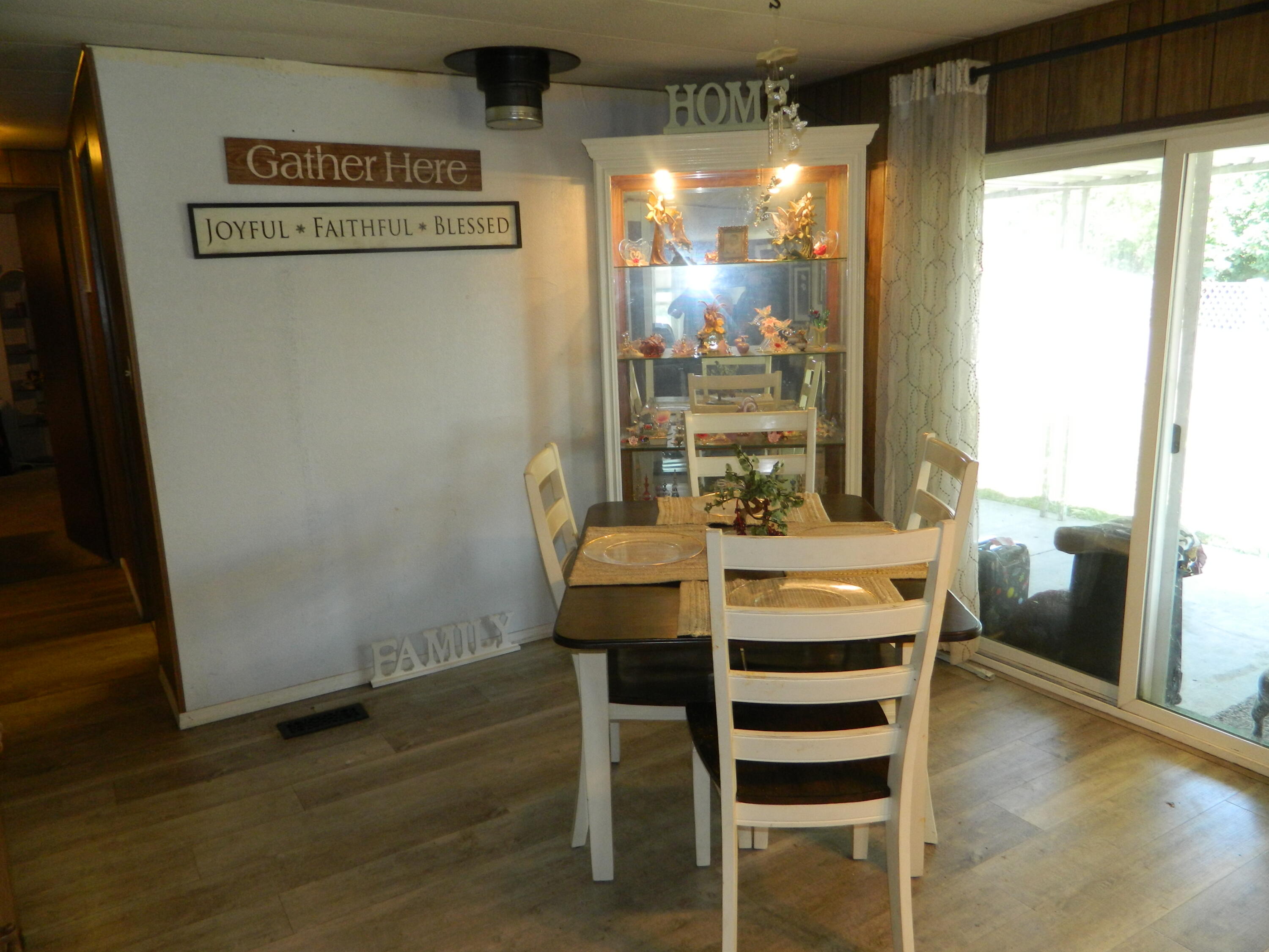 Country Green - Residential