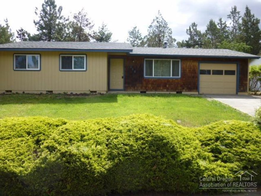 This charming, well maintained home has new exterior and interior paint, redone kitchen cabinets, new carpet and vinyl, new stove/oven, newer refrigerator, newer dishwasher, newly stained deck, some new doors and fixtures, some updated electrical and a 2 year old roof. It is in a very convenient location (less than a mile to the Old Mill, Fred Meyers & numerous breweries). The extra large back yard is fenced with a large deck and yard, surrounded by beautiful trees and a playhouse/storage building.