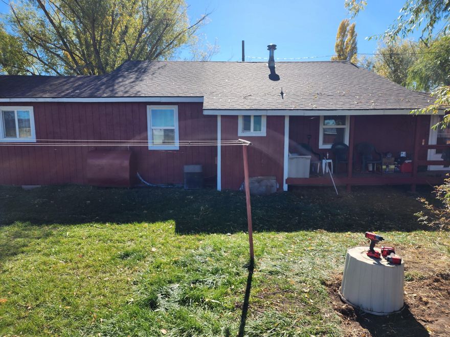 Lovely old farmhouse and working ranch kept in same family for generations.