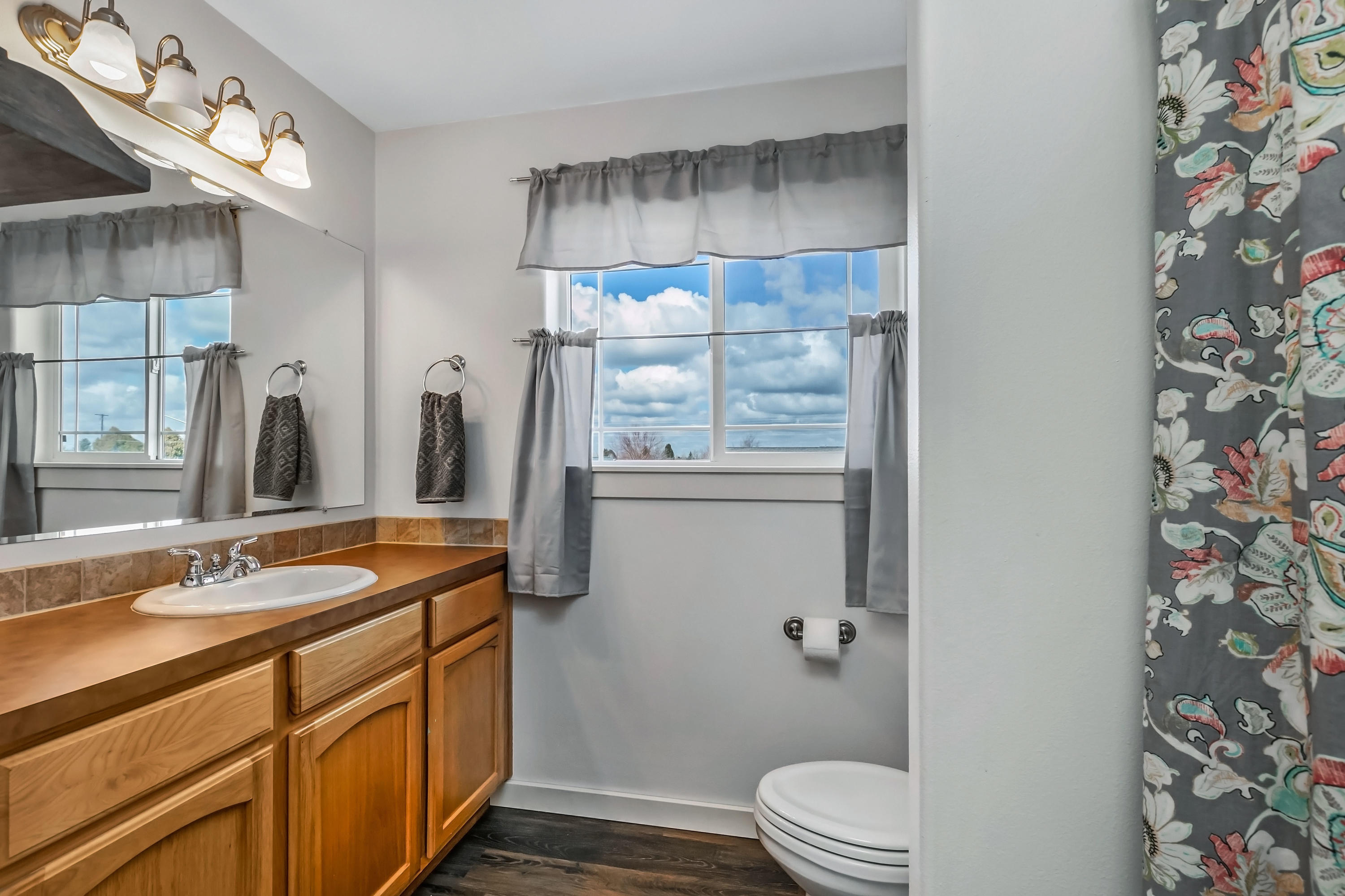 Obsidian Estate - Residential