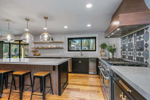 Tiny photo for 62215 Byram Court, Bend, OR 97701 (MLS # 220227026)