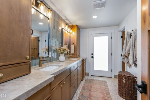 Tiny photo for 62215 Byram Court, Bend, OR 97701 (MLS # 220227026)