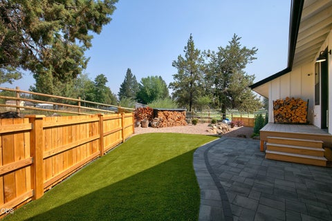 Tiny photo for 62215 Byram Court, Bend, OR 97701 (MLS # 220227026)