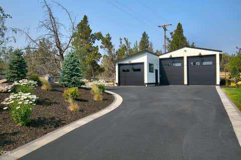 Tiny photo for 62215 Byram Court, Bend, OR 97701 (MLS # 220227026)