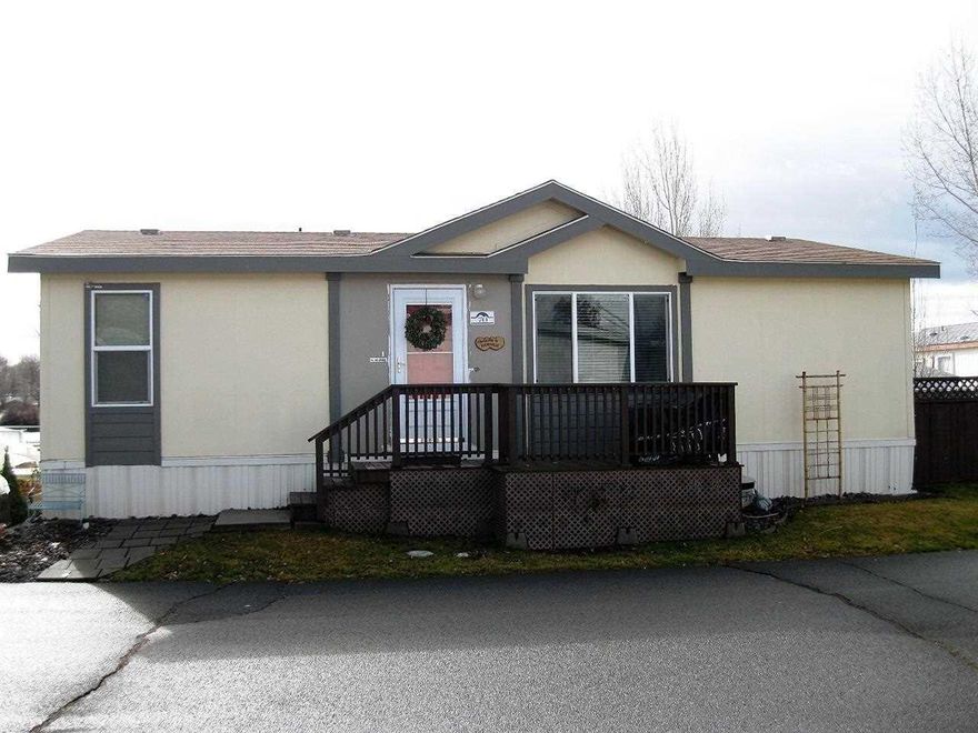 Energy Efficient Doublewide Manufactured Home Located In Quiet Shasta Glen Mobile Home Park. Built In 2003, This Home Features A Split Floor Plan, Updated Kitchen W/Newer Appliances & Solid Surface Countertops; Modern Brushed Nickel Light Fixtures Throughout & Laminate Flooring. Vaulted Ceilings & An Open Concept Give This Home An Open & Airy Feel. Additional Amenities Include An Insulated Carport W/Extra Storage, Greenhouse, Storage Shed W/Power & Paved Driveway. Park Offers On-site Rv Parking.