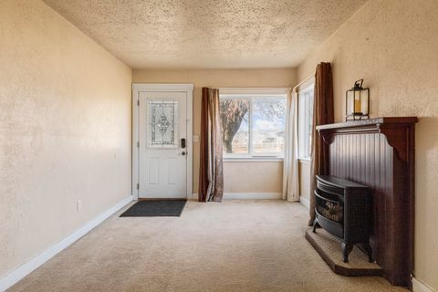 Tiny photo for 2103 Etna Street, Klamath Falls, OR 97603 (MLS # 220214918)