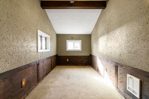 Tiny photo for 2103 Etna Street, Klamath Falls, OR 97603 (MLS # 220214918)