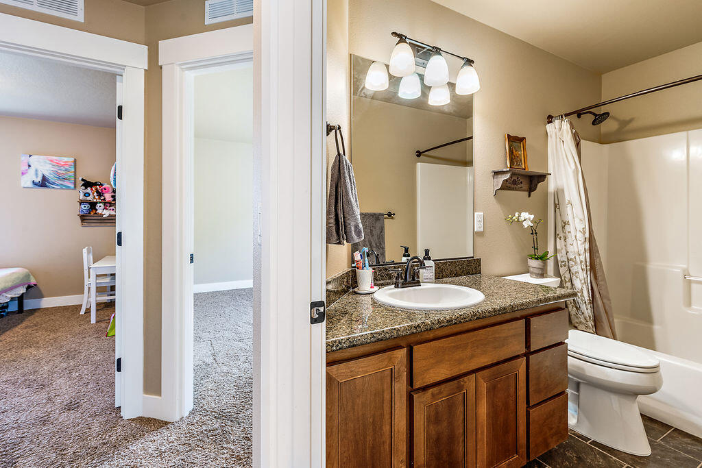 Twin Creeks Crossing Phase I - Residential