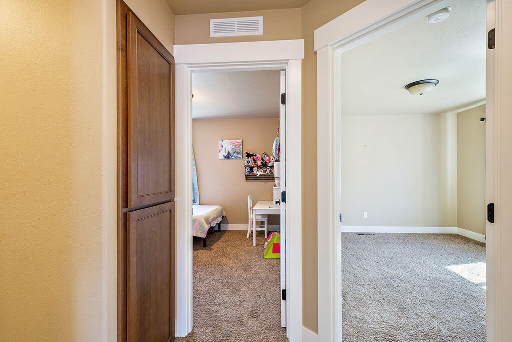 Twin Creeks Crossing Phase I - Residential