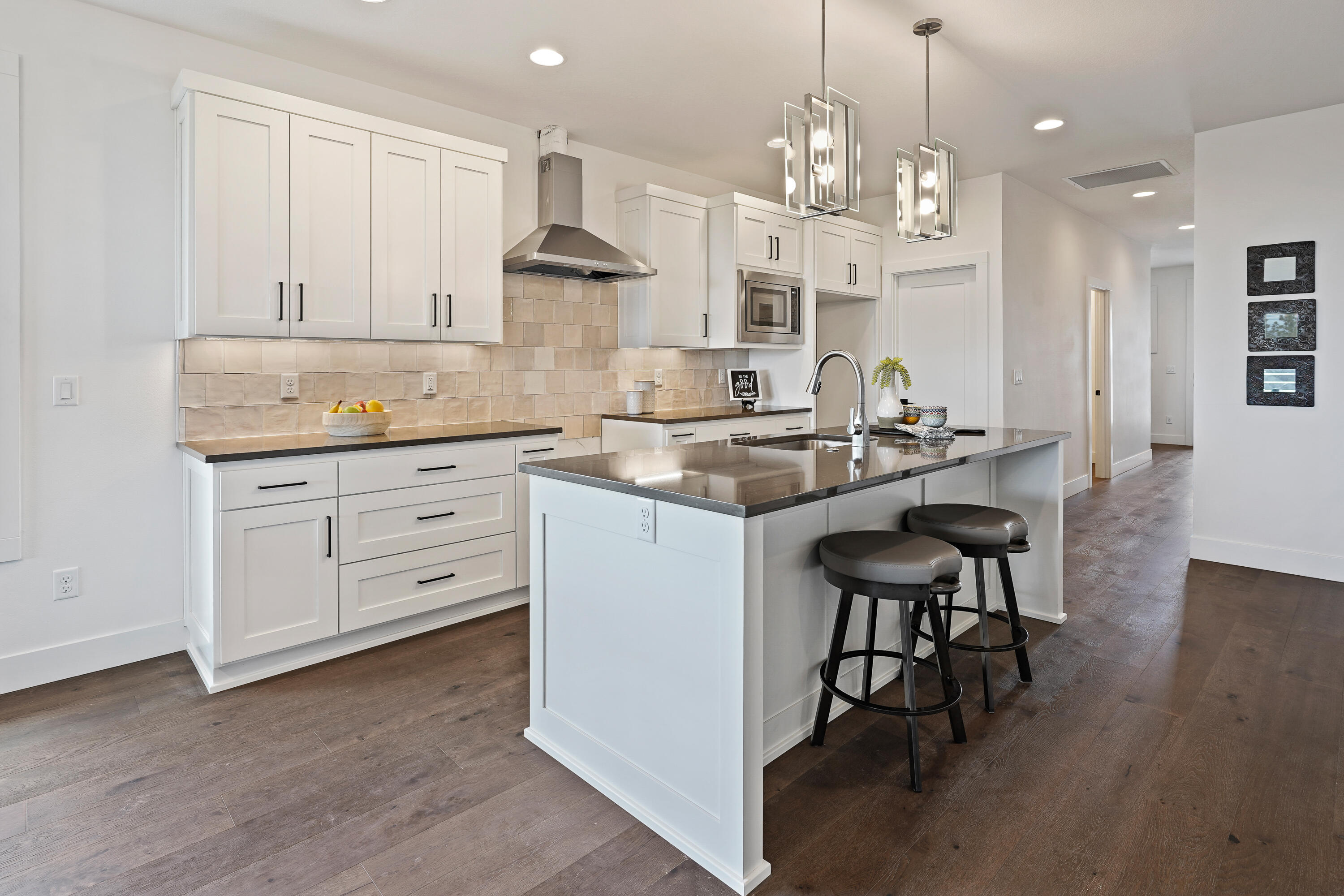 Marken Summit - Residential