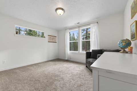 Tiny photo for 15032 Green Heart, La Pine, OR 97739 (MLS # 220216118)