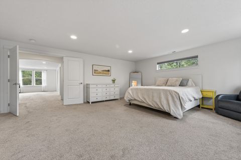 Tiny photo for 15032 Green Heart, La Pine, OR 97739 (MLS # 220216118)