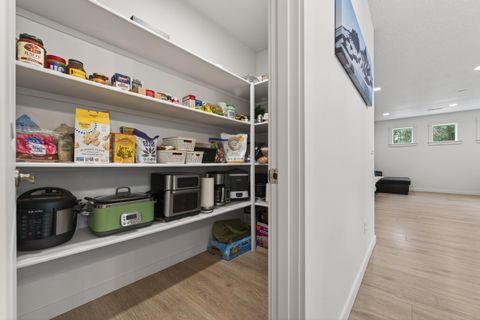 Tiny photo for 15032 Green Heart, La Pine, OR 97739 (MLS # 220216118)