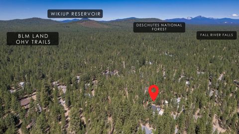 Tiny photo for 15032 Green Heart, La Pine, OR 97739 (MLS # 220216118)