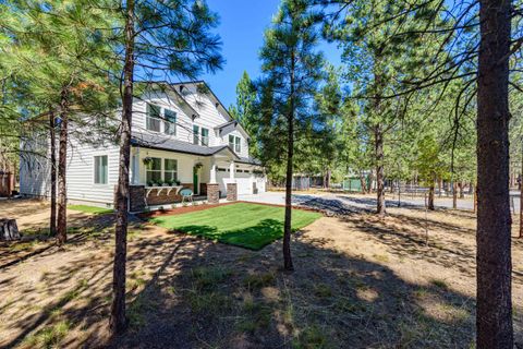 Tiny photo for 15032 Green Heart, La Pine, OR 97739 (MLS # 220216118)