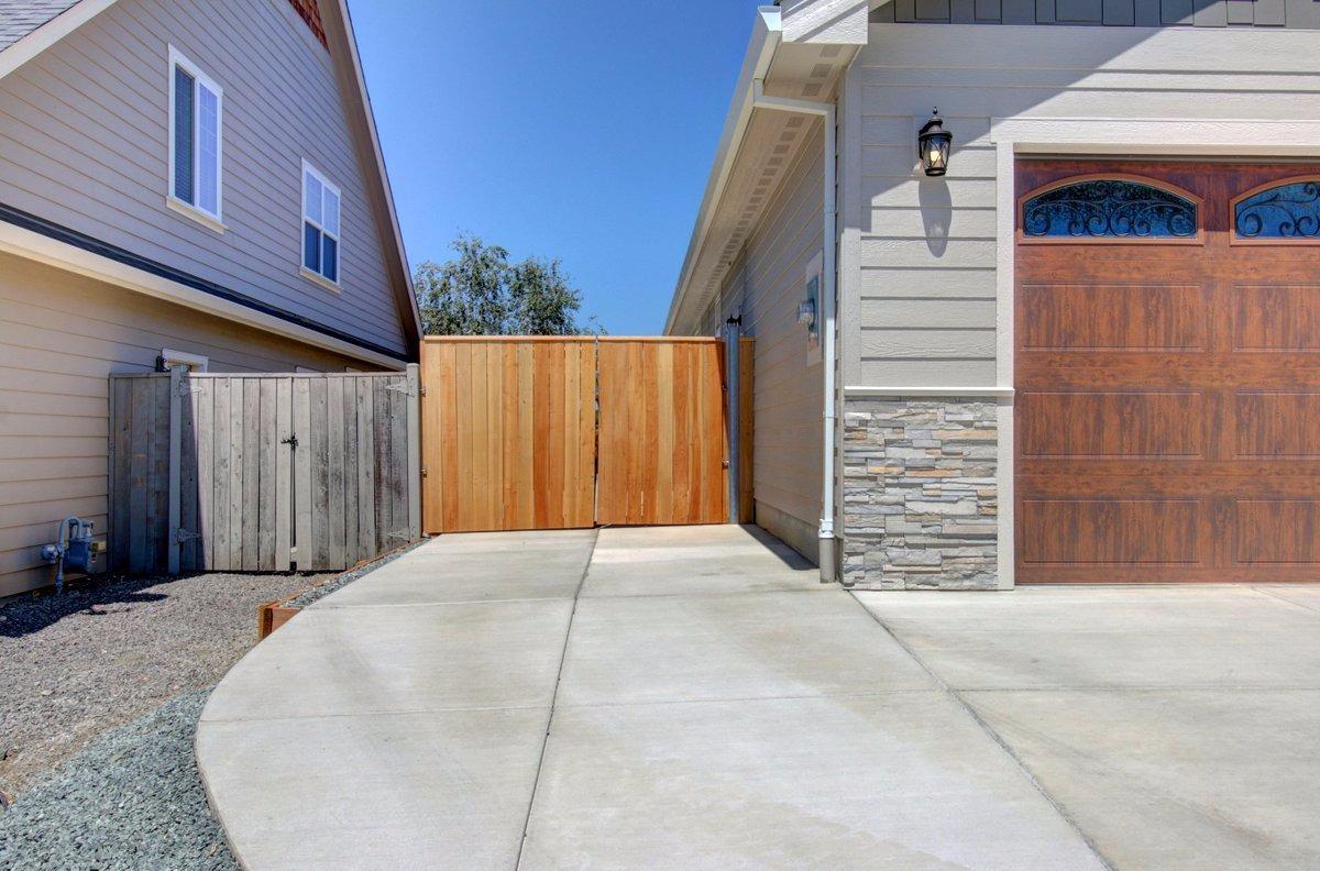 Stonegate - Residential