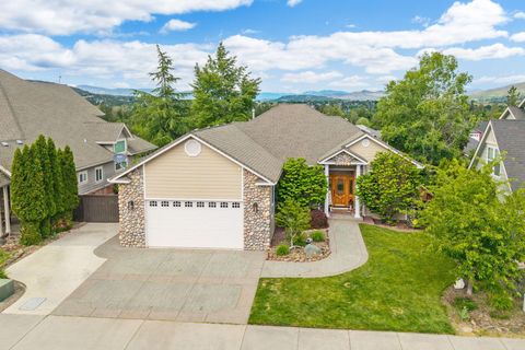 599 Arrowhead Trail Eagle Point OR 97524