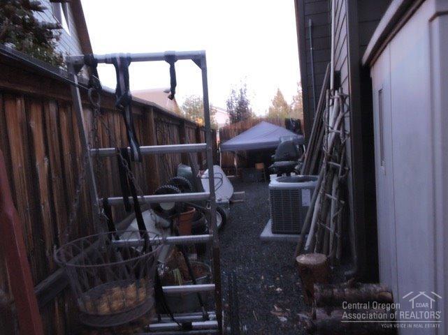 Quiet Canyon - Residential